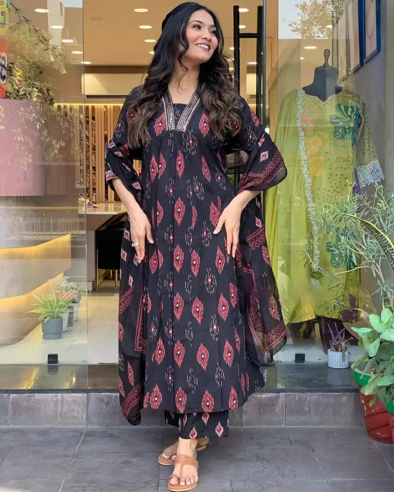 Kalaai Designer Printed Cotton Bland Kurti With Bottom Dupatta Suppliers In India
